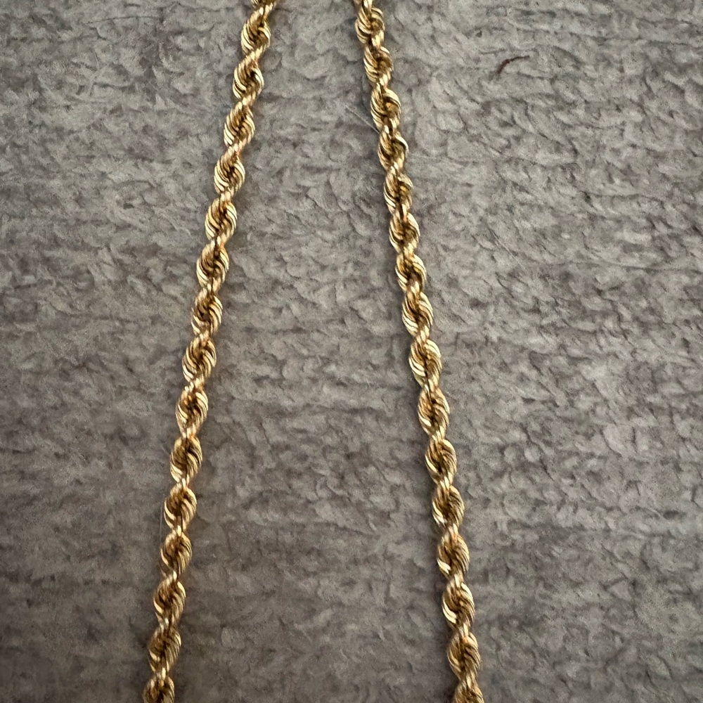 GUC Stamped 14k gold rope necklace. 20 inches long - Picture 3 of 14